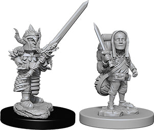 Dungeons & Dragons Nolzur`s Marvelous Unpainted Miniatures: W6 Male Halfling Fighter